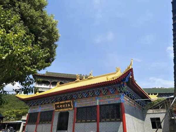 天津鎏金庙瓦金属瓦施工